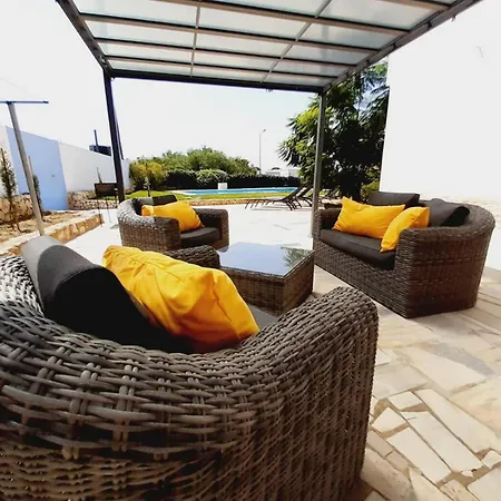 Villa With Private Pool And Nearby Beach Portimao