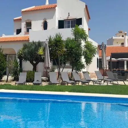 Villa Villa With Private Pool And Nearby Beach *