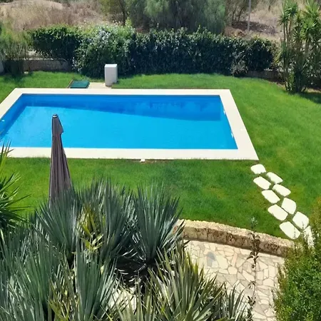 Villa Villa With Private Pool And Nearby Beach *